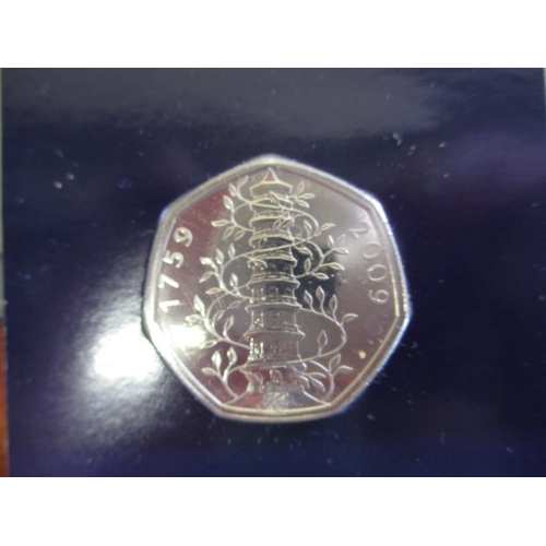 50 - A very large quantity of modern collectors coins, to include a 2009 Kew Gardens 50p and Coin checker... 