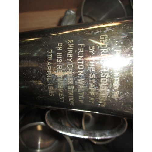 82 - A large quantity of pewter and plated tankards, some with military and railway dedications, all in u... 