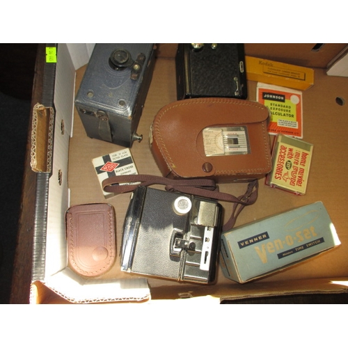 85 - Vintage camaras and accessories, all in used condition and not tested as to function