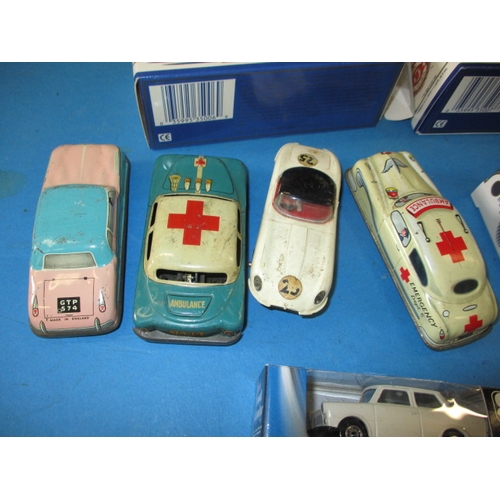 91 - A parcel of vintage model vehicles, to include die-cast and tin-plate, all in used condition