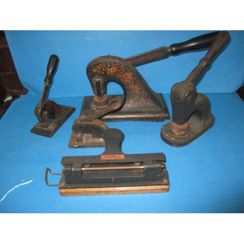 161 - 4 Late 19th early 20th office embossing stamps and a vintage hole punch, approx. length of largest 4... 