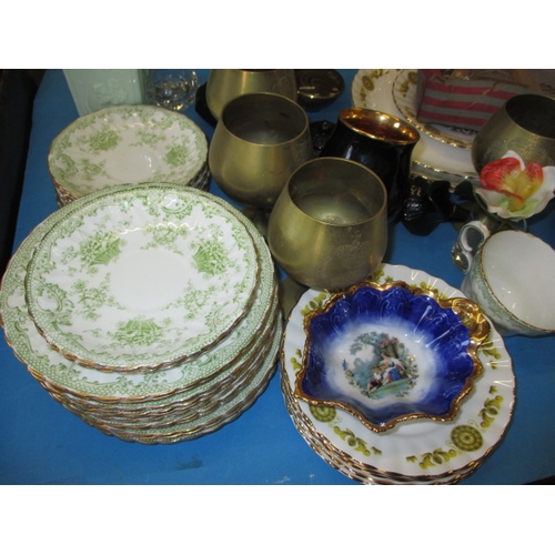 176 - A quantity of general clearance items to include Natwest pigs and part tea sets, items. All in pre-o... 