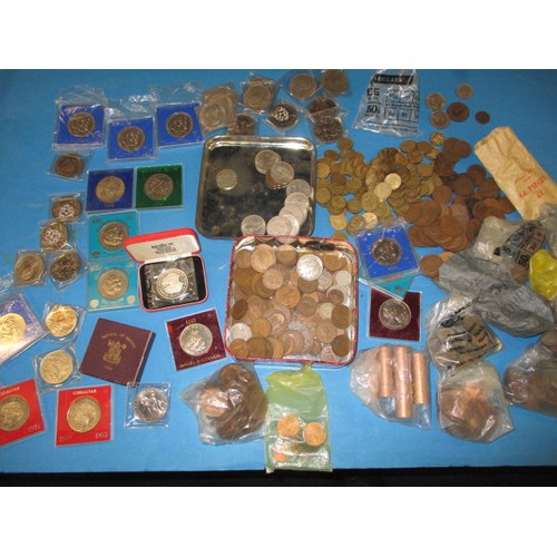 231 - A parcel of vintage coins, some good grades and special editions