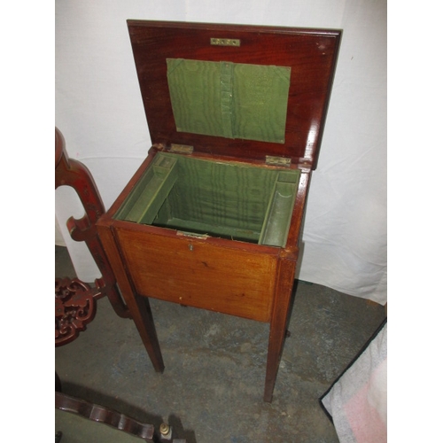 250 - 4 vintage furniture items to include an oriental lacquered plant stand and a work box. All in useabl... 