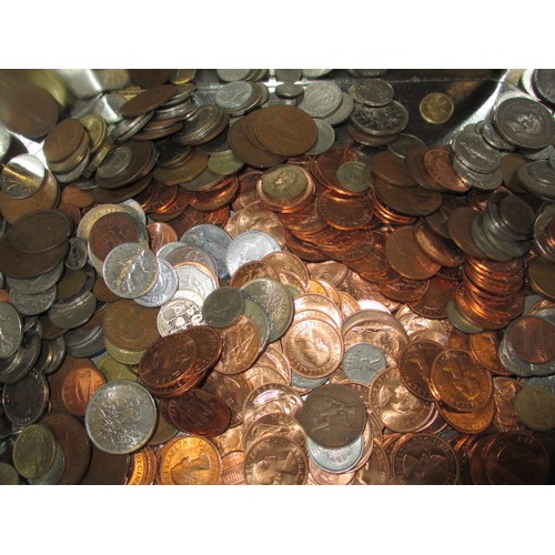 264 - Approximately 10kg of mixed coins, all in circulated condition