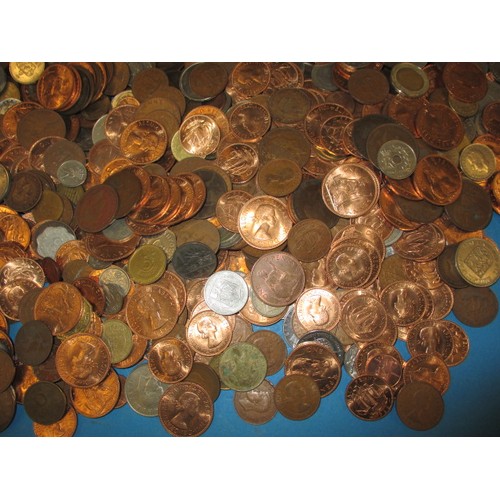 268 - Approximately 12kg of mixed coins, all in circulated condition