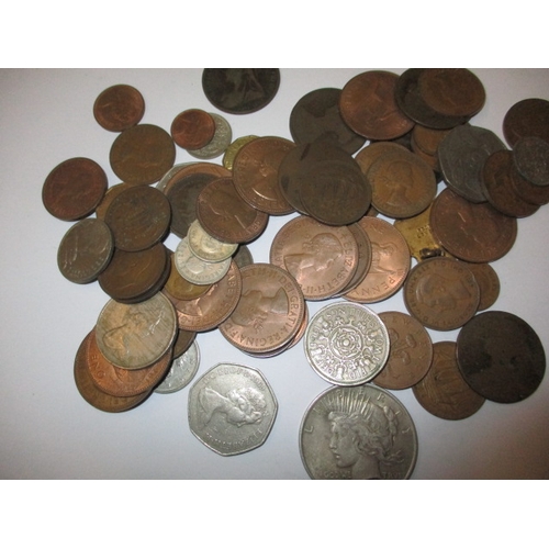 275 - A parcel of vintage coins, to include a 1922 American silver Dollar, all in circulated condition