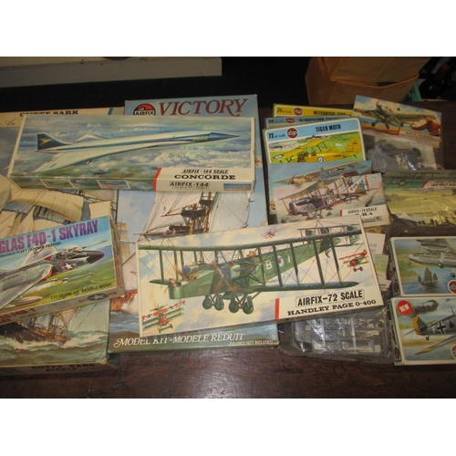 280 - A large quantity of vintage AirFix models, most unopened, some part built and some just empty boxes,... 