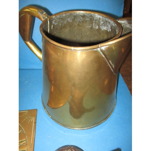 290 - A parcel of metalwares, to include a large copper plant pot and a cast iron A. C. Wells & Co unbreak... 