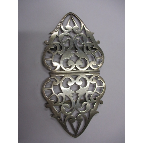 217 - A late Victorian sterling silver nurses belt buckle, in the art nouveau style, approx. weight 58.9g ... 