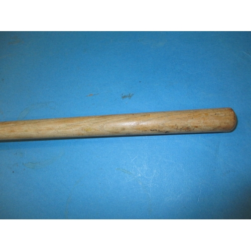 326 - An antique snooker/billiard mace, no makers mark, approx. length 105.5cm, in used condition