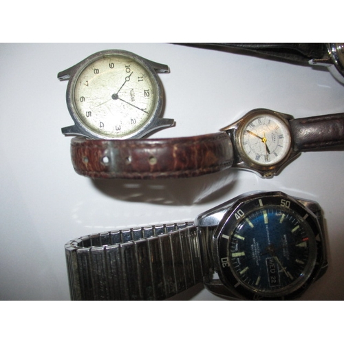 252 - A parcel of vintage watches and cufflinks, one ladies watch 18ct gold cased, all in used condition a... 