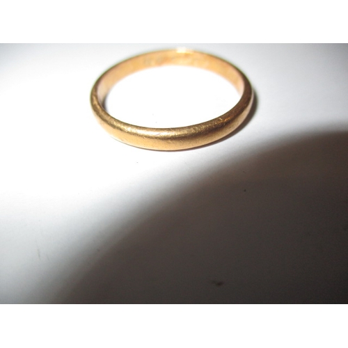 37 - A vintage 22ct yellow gold wedding band, approx. ring size ‘T’, approx. width 2.8mm, approx. weight ... 