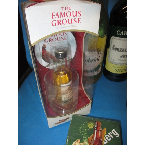 360 - A selection of various alcoholic drinks, to include a bottle of Adams old monk port, all in unopened... 