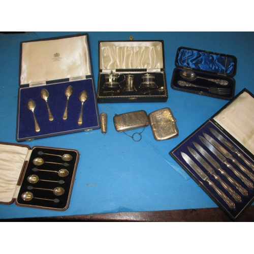 237 - A parcel of sterling silver items, approx. gross parcel weight without knives 355g, all in good pre-... 