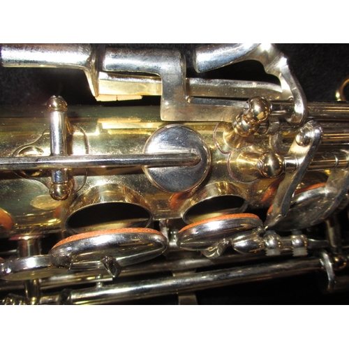 296 - A Selmar Bundy saxophone in hard case, serial number 1189535, in hard case, in good pre-owned condit... 