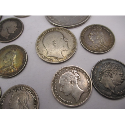 199 - A parcel of George II and later silver coins, to include some very fine grades. Approximate gross pa... 