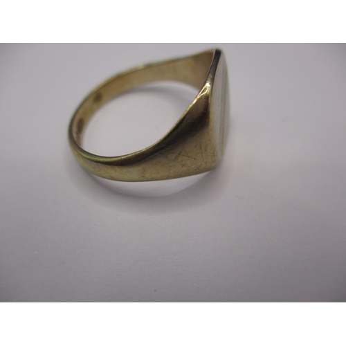 48 - Two vintage 9ct gold rings, approx. gross parcel weight 8.3g, both in useable pre-owned condition