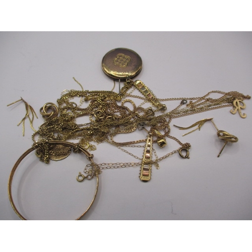 89 - A parcel of gold and yellow metal items, some damages, approx. gross parcel weight 27.3g