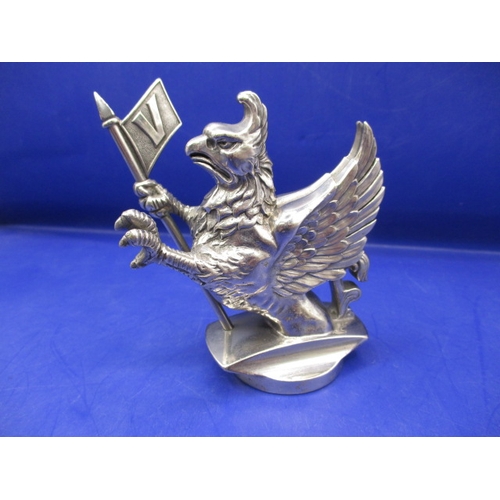 260 - A genuine early 20th century Vauxhall Griffin car mascot, by Joseph Frey Ltd Birmingham, with reg No... 