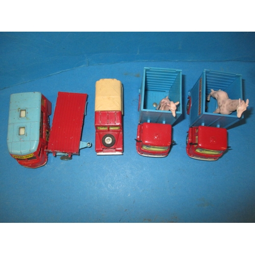 287 - A quantity of vintage Corgi Chipperfields Circus die-cast model vehicles, to include 2 giraffe truck... 