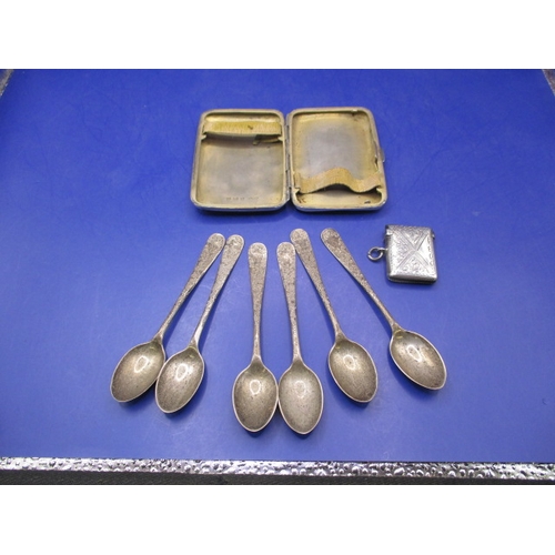 241 - A parcel of sterling silver items, to include a good vesta case, approx. gross parcel weight 133g, a... 