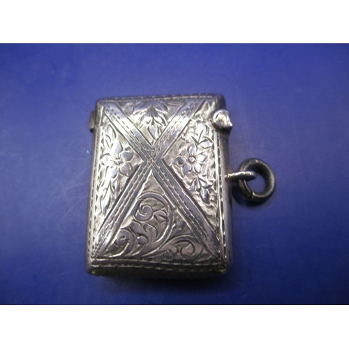 241 - A parcel of sterling silver items, to include a good vesta case, approx. gross parcel weight 133g, a... 