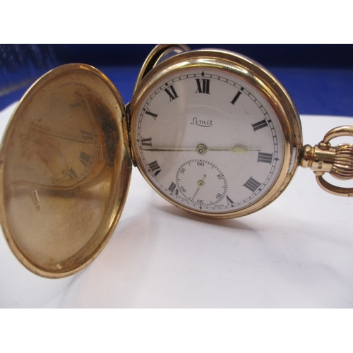 108 - A vintage 9ct gold cased hunter pocket watch, inner and outer cases marked, in current working order