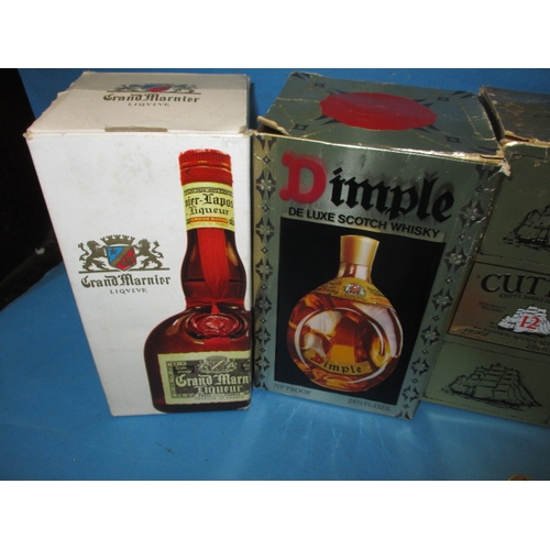 340 - 7 bottles of alcoholic drink to include, Cutty Sark 12 year old whisky and a boxed Dimple whisky, al... 