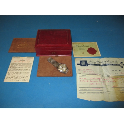 109 - A 1961 Omega Constellation automatic chronograph with date window, having original box paperwork and... 