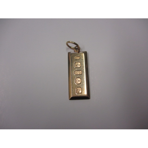 72 - A vintage 9ct gold ingot pendant, approx. weight 5g in good useable pre-owned condition