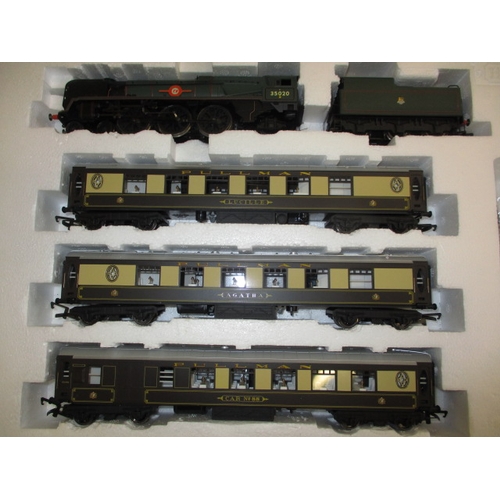 292 - A Hornby for Marks & Spencer oo gauge model Orient Express train set, in original box, not tested.