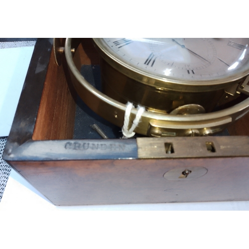 284 - An antique 8 day marine chronometer by Clement Harris 86 Cornhill, London, components and key marked... 