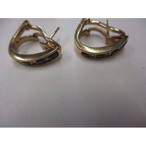 77 - 6 pairs of gold and yellow metal earrings, all in good pre-owned condition, approx. gross parcel wei... 