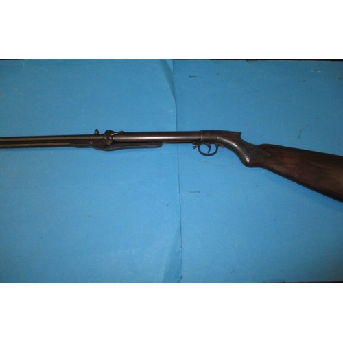 282 - A 1930s Haenel Mod IVE .177 under leaver air rifle, in current working order with general use relate... 