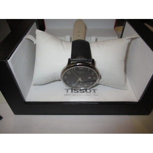 110 - A gents Tissot wrist watch, having date window, with box & paperwork, in near unused condition, not ... 