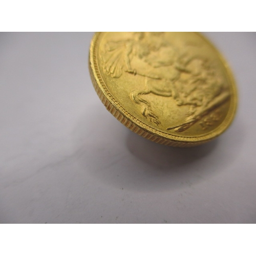 140 - A Victorian gold sovereign dated 1881, Melbourn mint, a circulated coin with very fine definition of... 