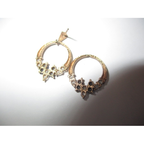 116 - Two pairs of vintage earrings, one with missing hoop