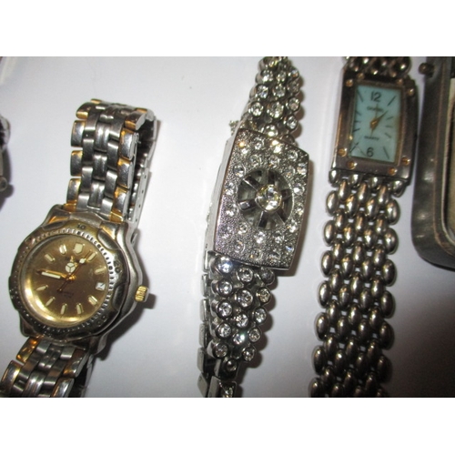 134 - A parcel of wrist watches, to include a vintage cocktail watch with gold body, all in used condition... 