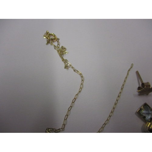 86 - A parcel of gold and yellow metal jewellery items, approx. gross parcel weight 8.8g, sold as scrap