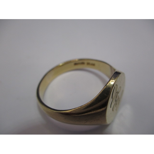 48 - A 9ct gold signet ring, approx. ring size ‘Y’, approx. weight 7.1g, having initials to front