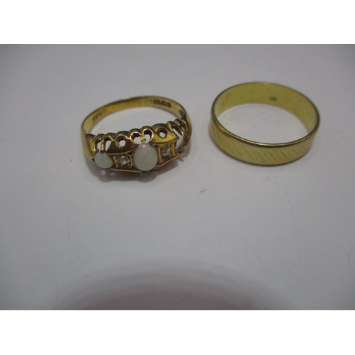 91 - A parcel of gold jewellery items, some damages, approx. 9ct gross weight 8.5g approx. 18ct gross wei... 