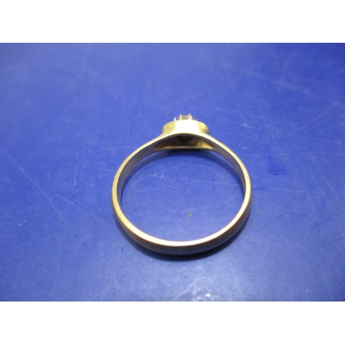 19 - An 18ct yellow gold diamond solitaire ring, approximate ring size N, approx. weight 2.5g