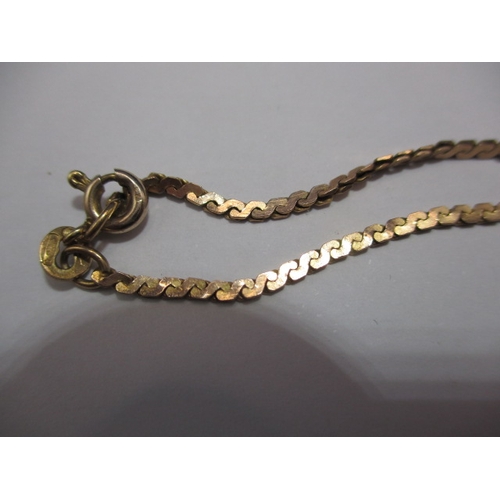 98 - A 9ct gold necklace chain and a gold bracelet, approx. gross parcel weight 8.8g, in useable pre-owne... 