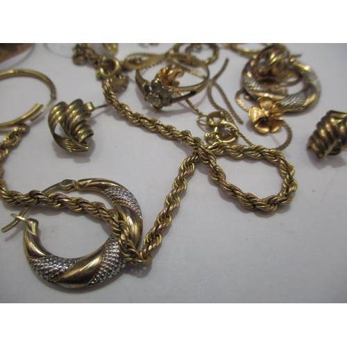 101 - A parcel of 9ct gold and yellow metal jewellery items, some damages, approx. gross parcel weight 43.... 