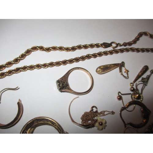 103 - A parcel of gold and yellow metal jewellery items, some damages, approx. gross parcel weight 36g