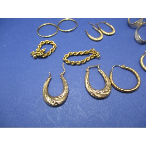 104 - A parcel of gold and yellow metal earrings, some pairs, all pre-owned, approx. gross parcel weight 2... 