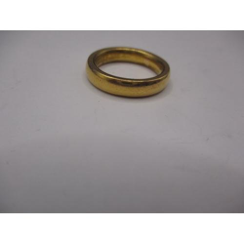 57 - A vintage 22ct yellow gold wedding band, approx. ring size ‘J’, approx. width 4mm, approx. weight 7.... 