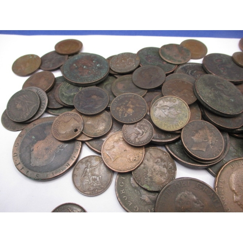 242 - A parcel of Georgian and later copper and bronze coins, all circulated with some very fine grades