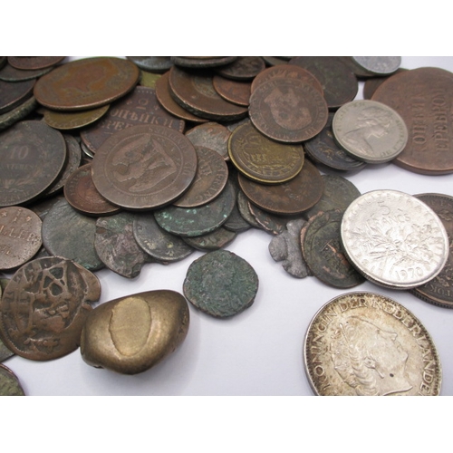 249 - A parcel of antique and later coins medals and tokens, all in circulated condition.